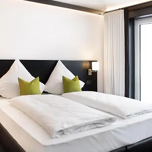 Hotel Am, Ampfing