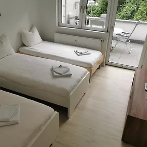 https://ferdimesse-apartments.topcolognehotels.com